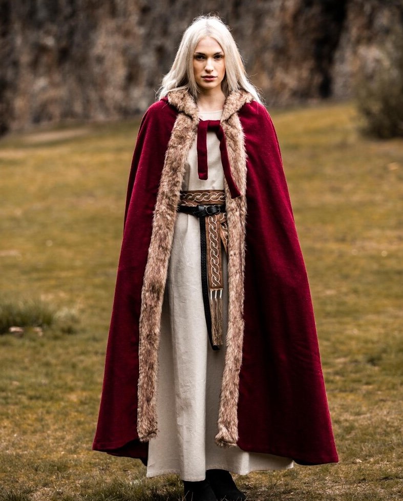 Red Pirate Cape | Hooded with Faux Fur Trim