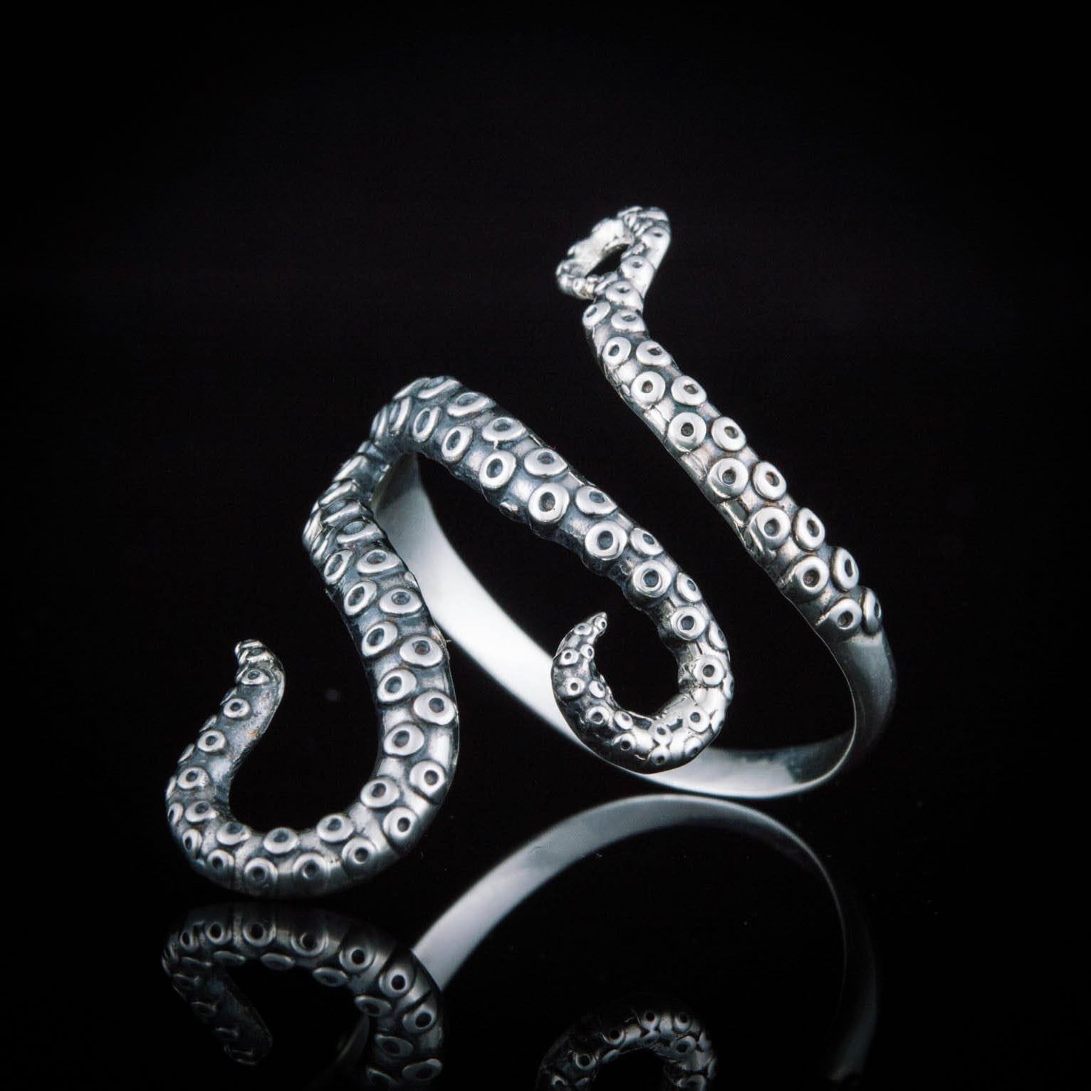 Curling Kraken Sterling Silver Ring-Pirate Clothing Store
