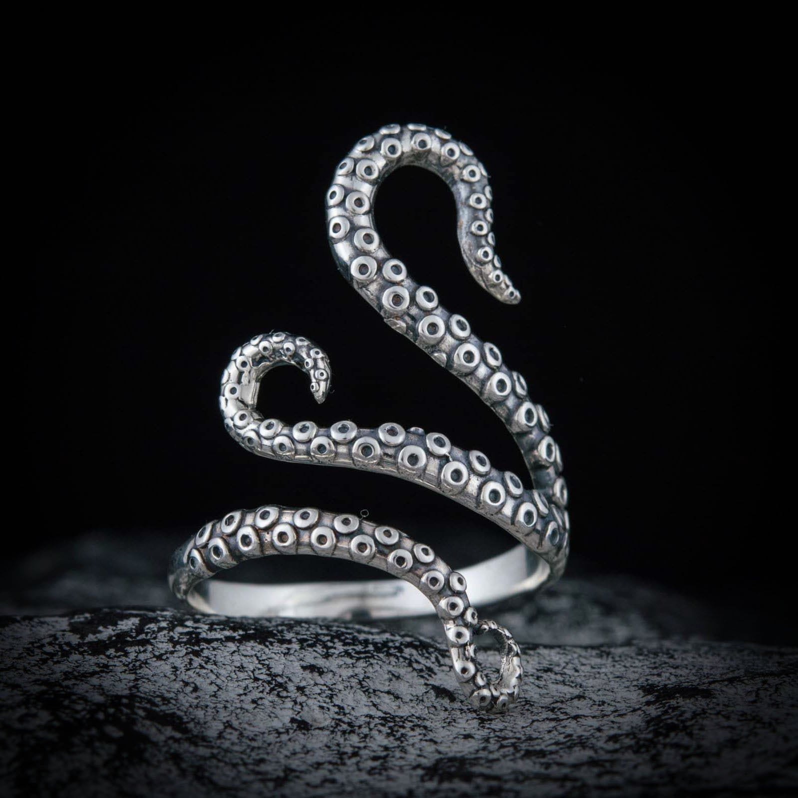 Curling Kraken Sterling Silver Ring-Pirate Clothing Store