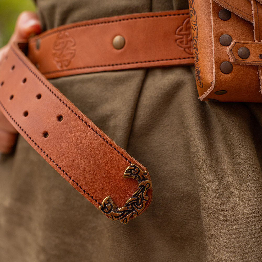close up of model styling Pirate Belt in brown