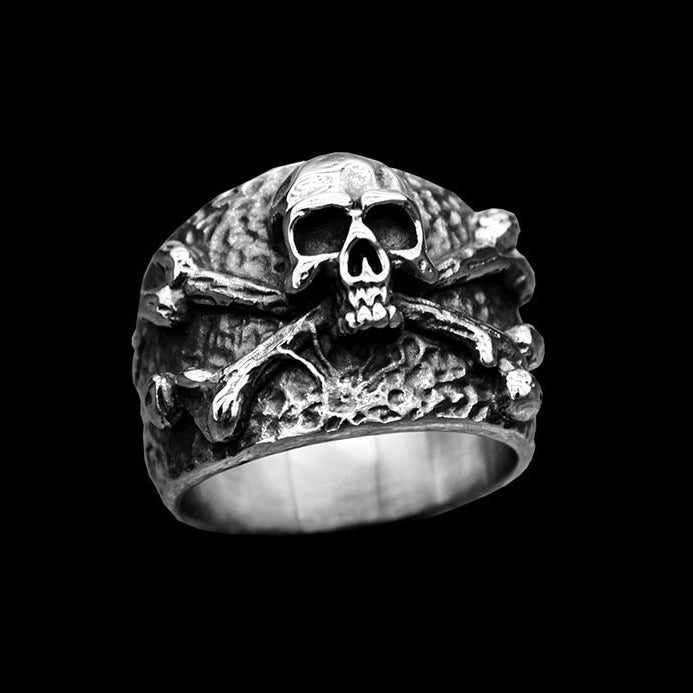 Vintage Skull and Crossbones Pirate Ring in silver finish