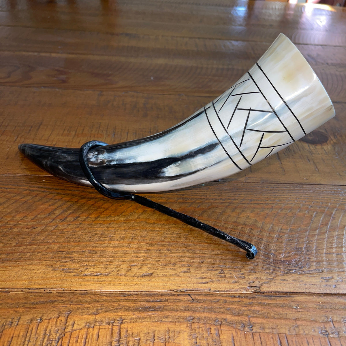 Pirate Drinking Horn with Belt Loop and Iron Stand - Scale Pattern