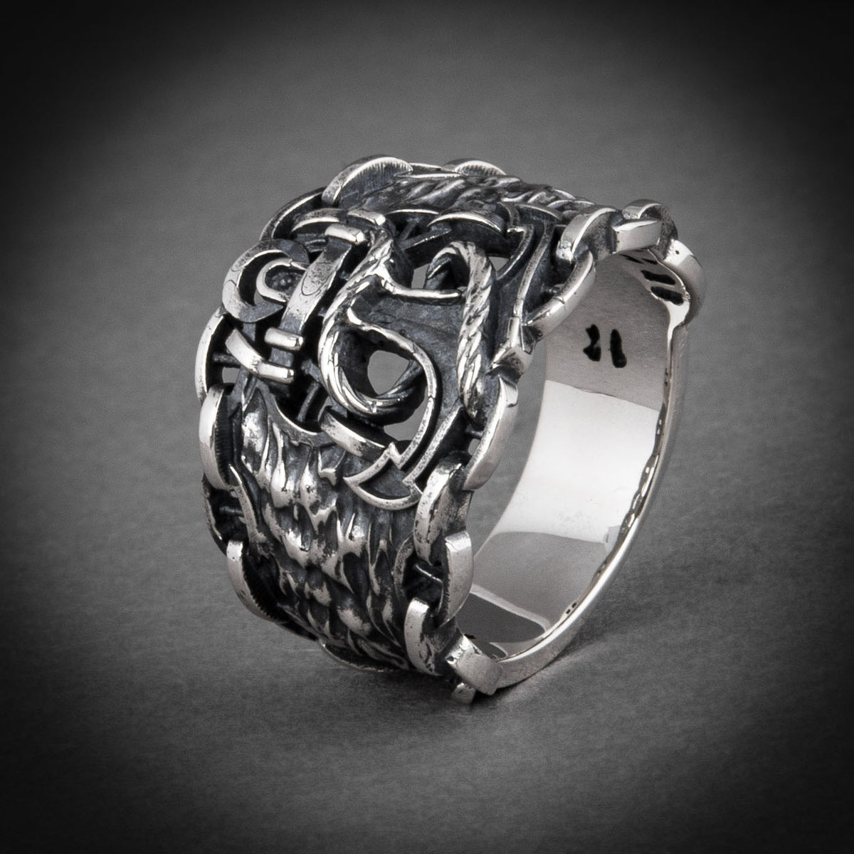 Pirate Rope and Anchor Solid Silver Ring showing band